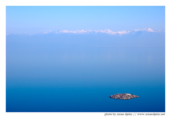 photo "Skadarsko lake - Montenegro" tags: landscape, mountains, water