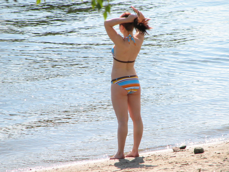 photo "beach life" tags: portrait, woman