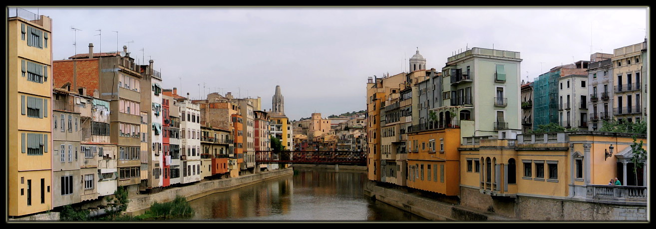 photo "Gerona. Old Town." tags: panoramic, architecture, landscape, 