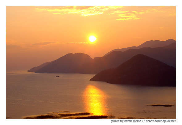 photo "***" tags: landscape, mountains, water