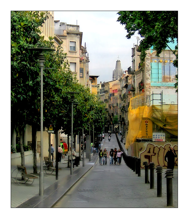 photo "Gerona" tags: architecture, genre, landscape, 