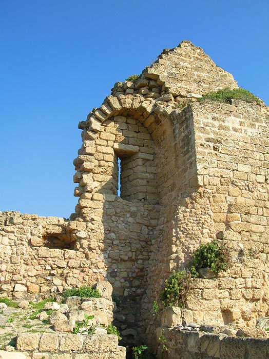 photo "In the old stronghold" tags: architecture, landscape, 