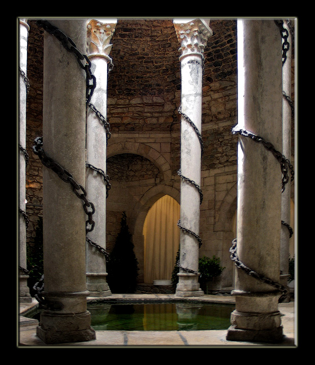 photo "The Arabian baths" tags: travel, interior, Europe