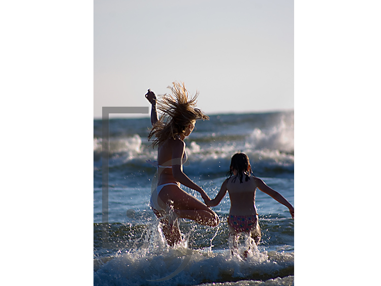 photo "Sisters" tags: portrait, woman