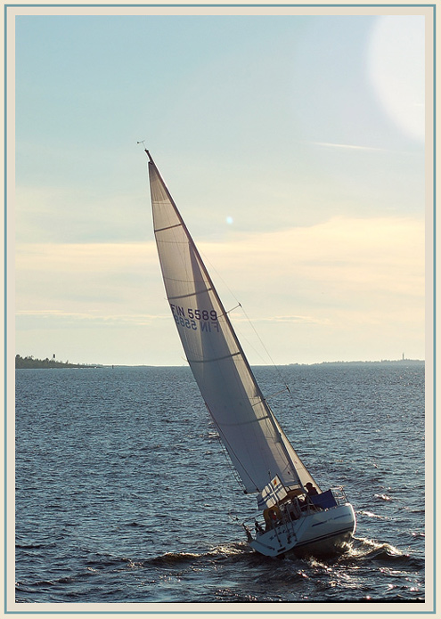 photo "Sailing against the sun" tags: landscape, sport, summer