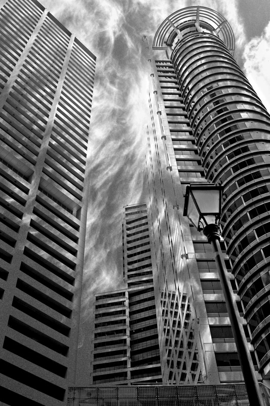 photo "Skyscrappers" tags: architecture, black&white, landscape, 