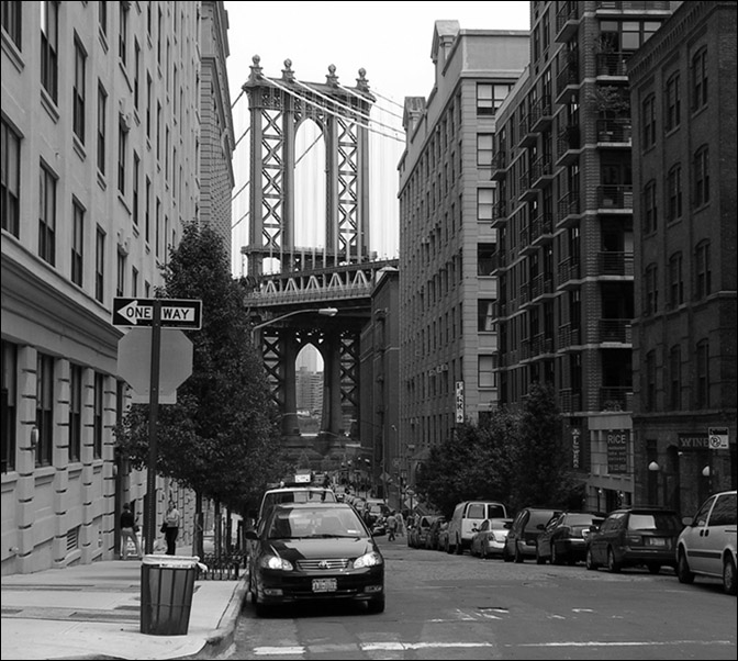 photo "Washington Street." tags: architecture, black&white, landscape, 