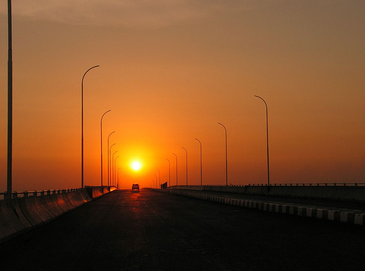 photo "Road to sun" tags: travel, architecture, landscape, Asia