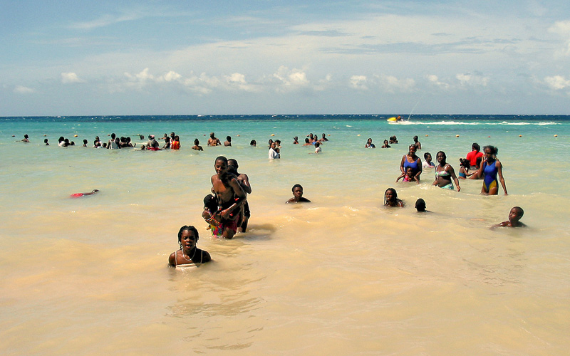 photo "Caribbean Welcoming" tags: landscape, water