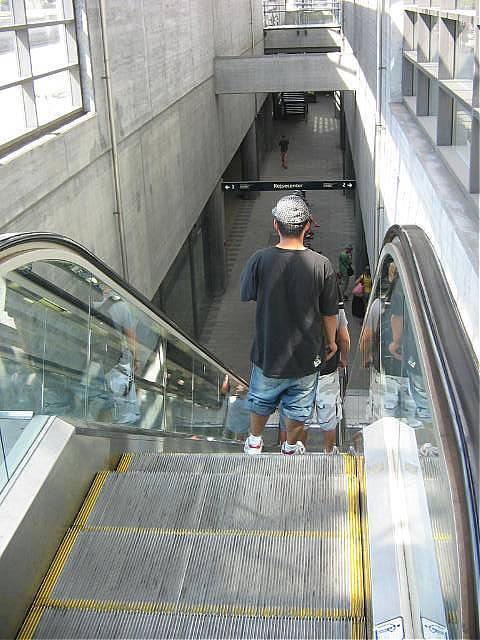 photo "Travel." tags: reporting, 