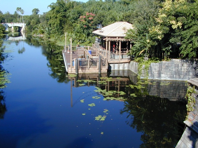 photo "rest stop" tags: landscape, water