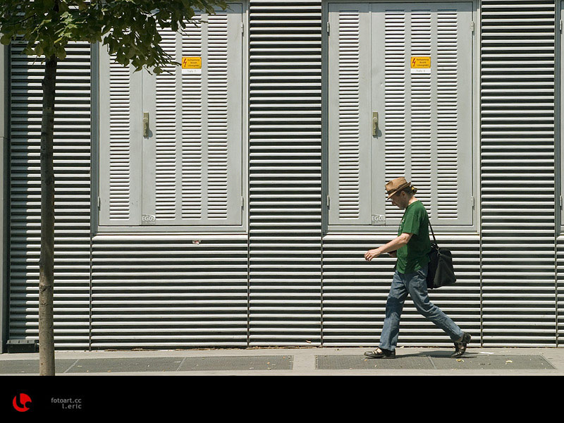 photo "on the way" tags: travel, reporting, Europe