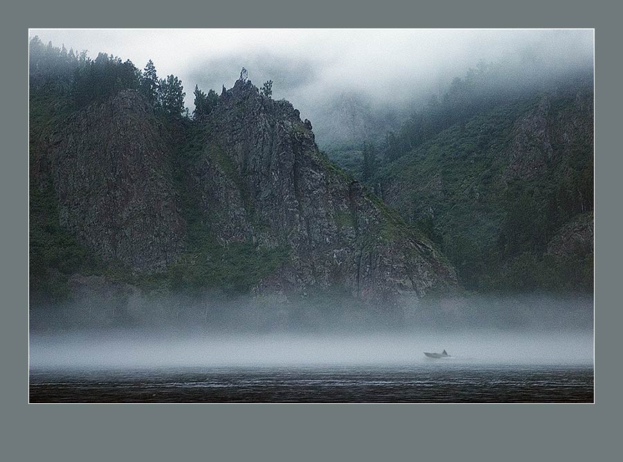 photo "Sullenned river" tags: landscape, mountains, water