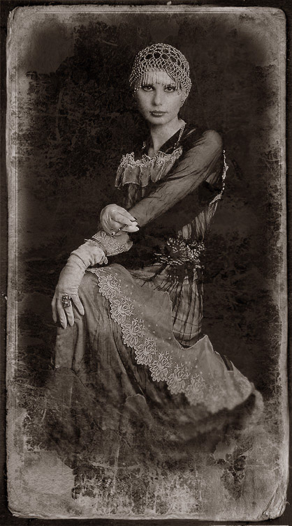 photo "Retro decadens" tags: old-time, portrait, woman