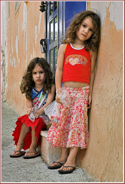 photo "Sisters" tags: portrait, children