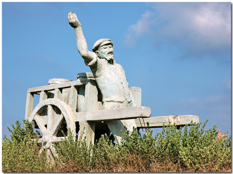 photo "Face from the Past" tags: humor, travel, 