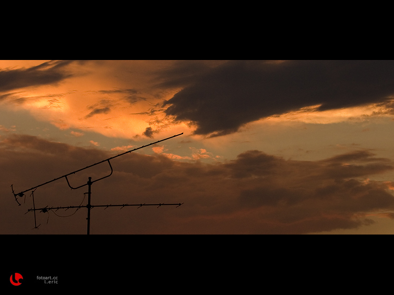 photo "tv programm" tags: landscape, reporting, clouds