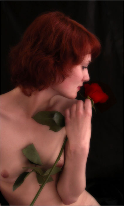 photo "Melancholy with a red" tags: portrait, nude, woman