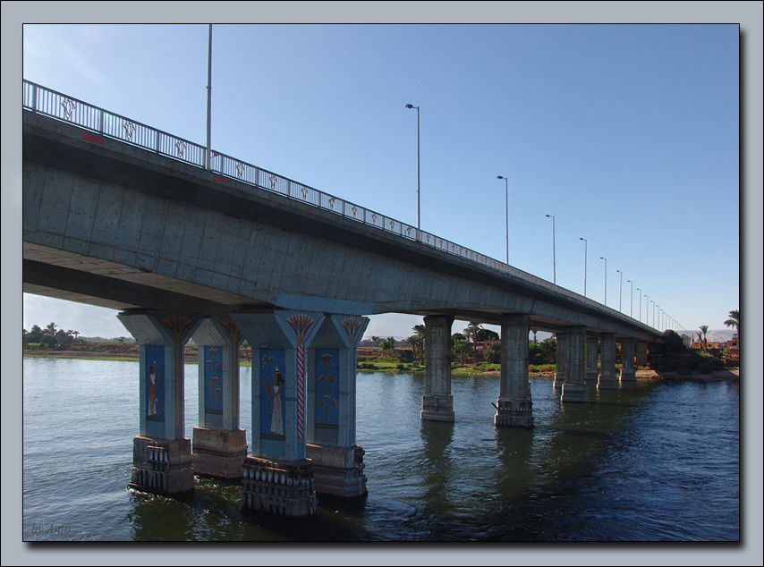 photo "Luxor's bridge" tags: travel, landscape, Africa, summer