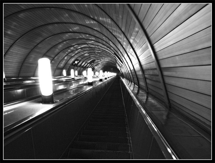 photo "Subway. 5.30 AM" tags: genre, 