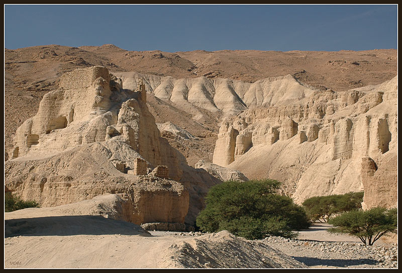 photo "Ancient Fortress" tags: architecture, landscape, mountains