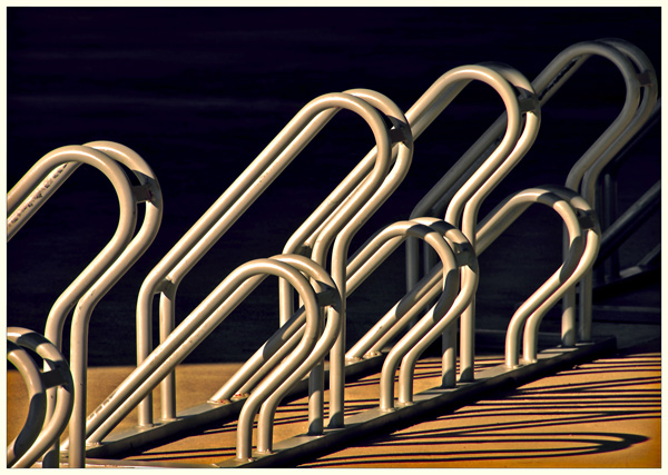 photo "Bike-stand" tags: abstract, 