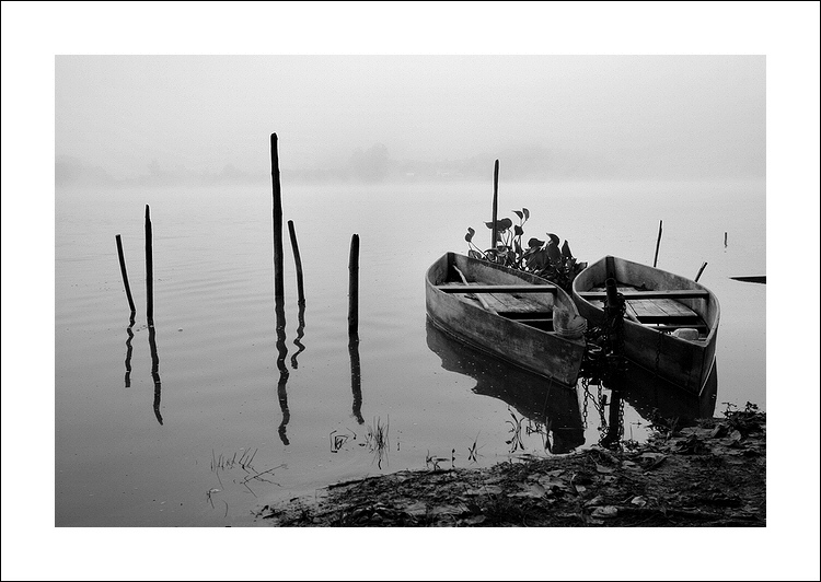 photo "Lake" tags: landscape, black&white, water