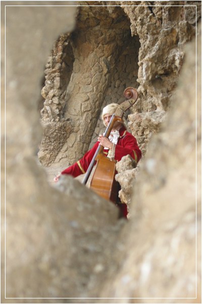 фото "Music in Parc Guell in Barcelona (SP)" метки: портрет, путешествия, Европа, мужчина