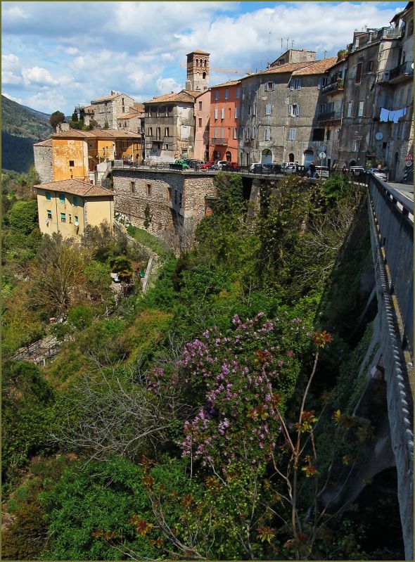 photo "Town's end" tags: architecture, travel, landscape, Europe