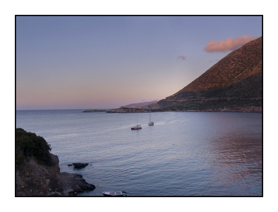 photo "Sunset in Mediterranean cove" tags: landscape, sunset, water