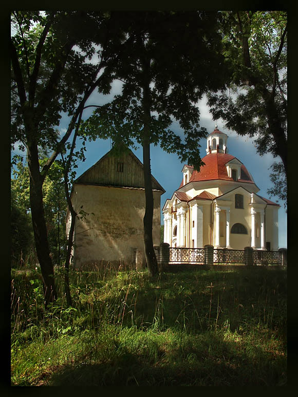 photo "The Roman Catholic Church" tags: architecture, landscape, 