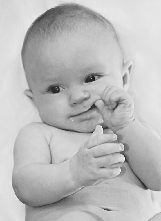 photo "1st tooth" tags: portrait, black&white, children