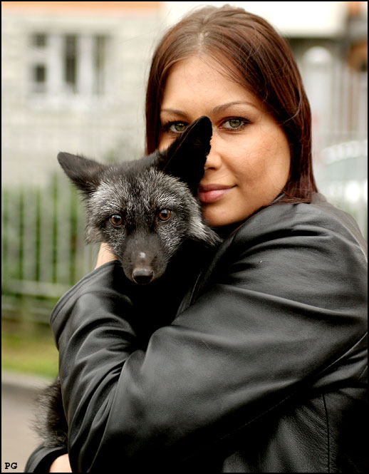 photo "Foxes" tags: portrait, woman