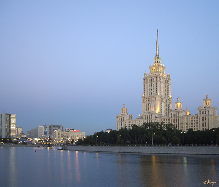 photo "The Moscow evening" tags: architecture, landscape, 