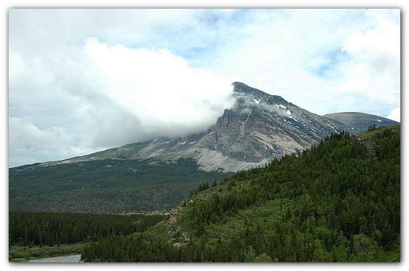 photo "Cloud Catcher" tags: landscape, clouds, mountains