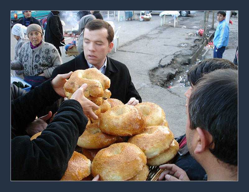 photo "Hot bread" tags: genre, 