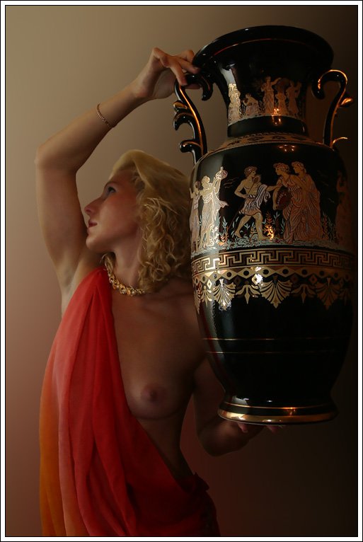 photo "In Greek Style" tags: portrait, nude, woman