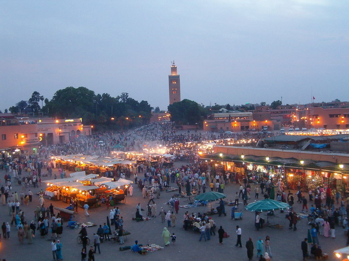 photo "marrakech, place Jema el fna" tags: , 