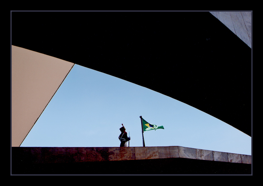 photo "The guardian... among lines!" tags: architecture, travel, landscape, South America