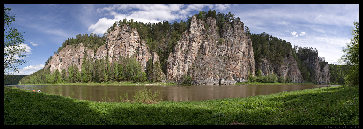 фото "Чусовая, скала Камень Олений / 0160_0001-0007" метки: пейзаж, панорама, горы, скалы