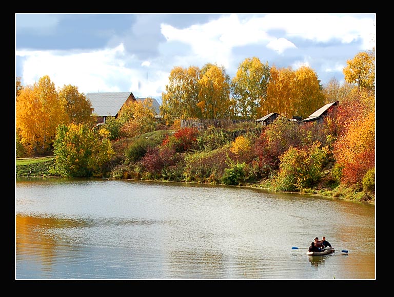 фото "Плывущая лодка" метки: пейзаж, природа, осень