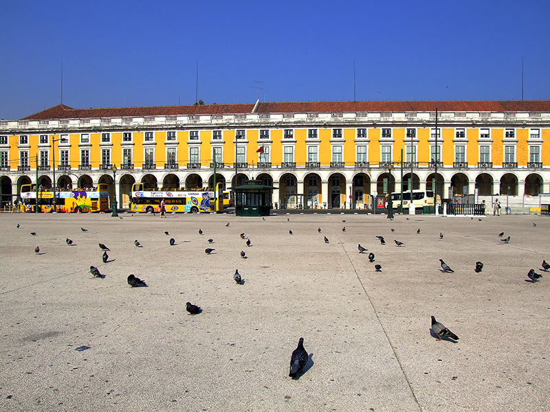 photo "Seat of the commerce" tags: travel, architecture, landscape, Europe