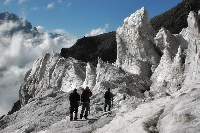 photo "People on the glacier" tags: landscape, mountains