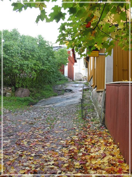 photo "The Devil's stairs in Porvoo (SF)" tags: landscape, travel, Europe, autumn