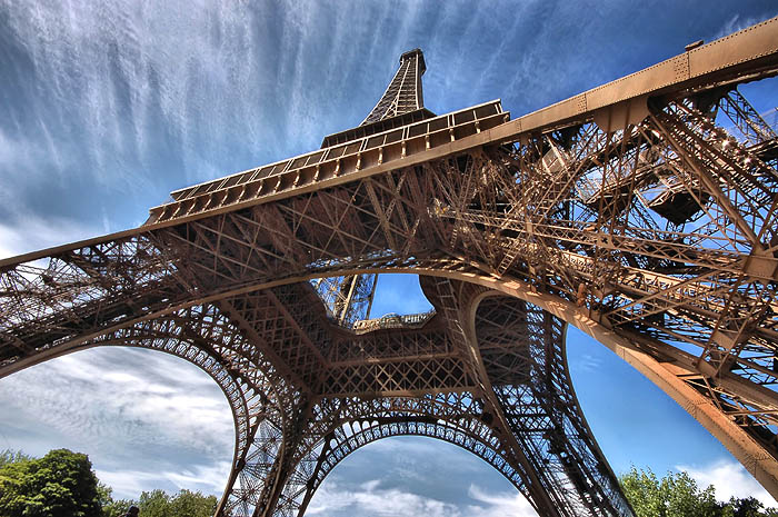 photo "The Parisian" tags: architecture, travel, landscape, Europe
