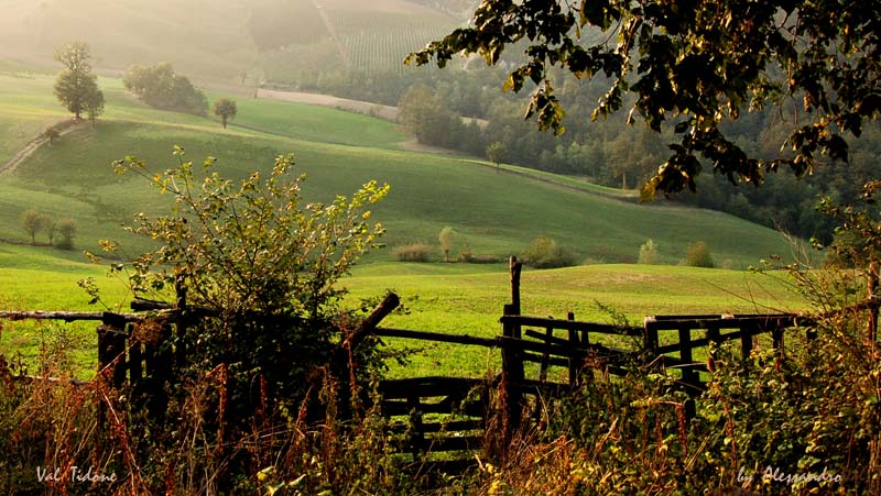 photo "Val Tidone" tags: landscape, mountains