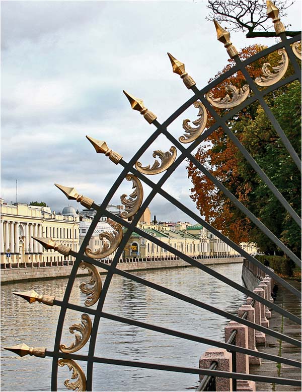 photo "Across Fontanka at the Summer garden" tags: architecture, landscape, autumn