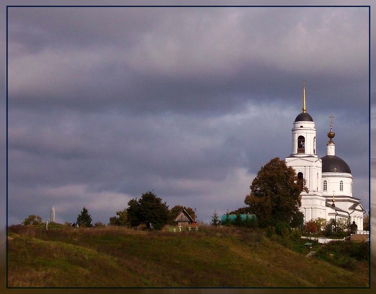 photo "Clouds above a temple" tags: architecture, landscape, 