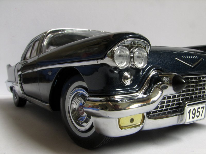 photo "Small (1:18) car series continues... 1957 Cadillac Brougham" tags: technics, misc., 