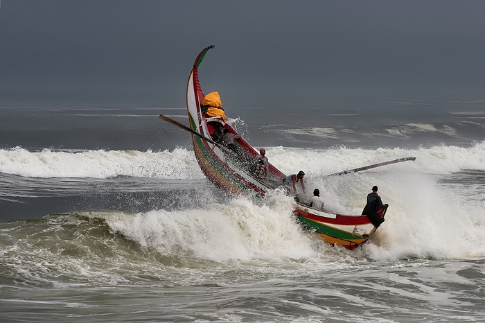 photo "Fishermen" tags: travel, reporting, Europe